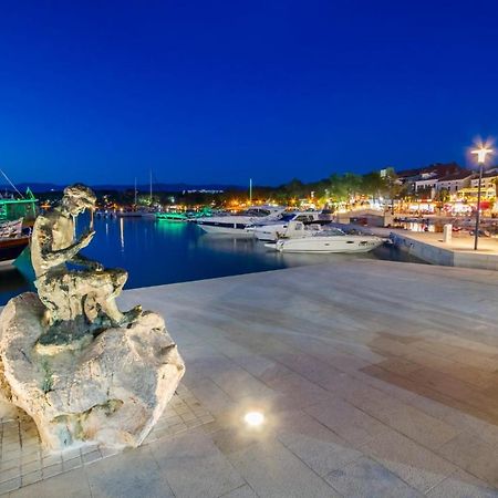 Njivice, Otok Krk, Apartman Dora Екстериор снимка
