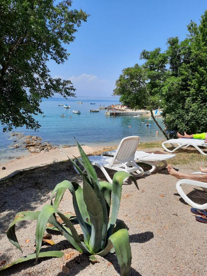 Njivice, Otok Krk, Apartman Dora Екстериор снимка