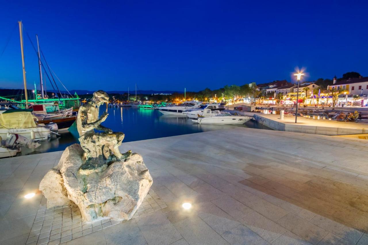 Njivice, Otok Krk, Apartman Dora Екстериор снимка