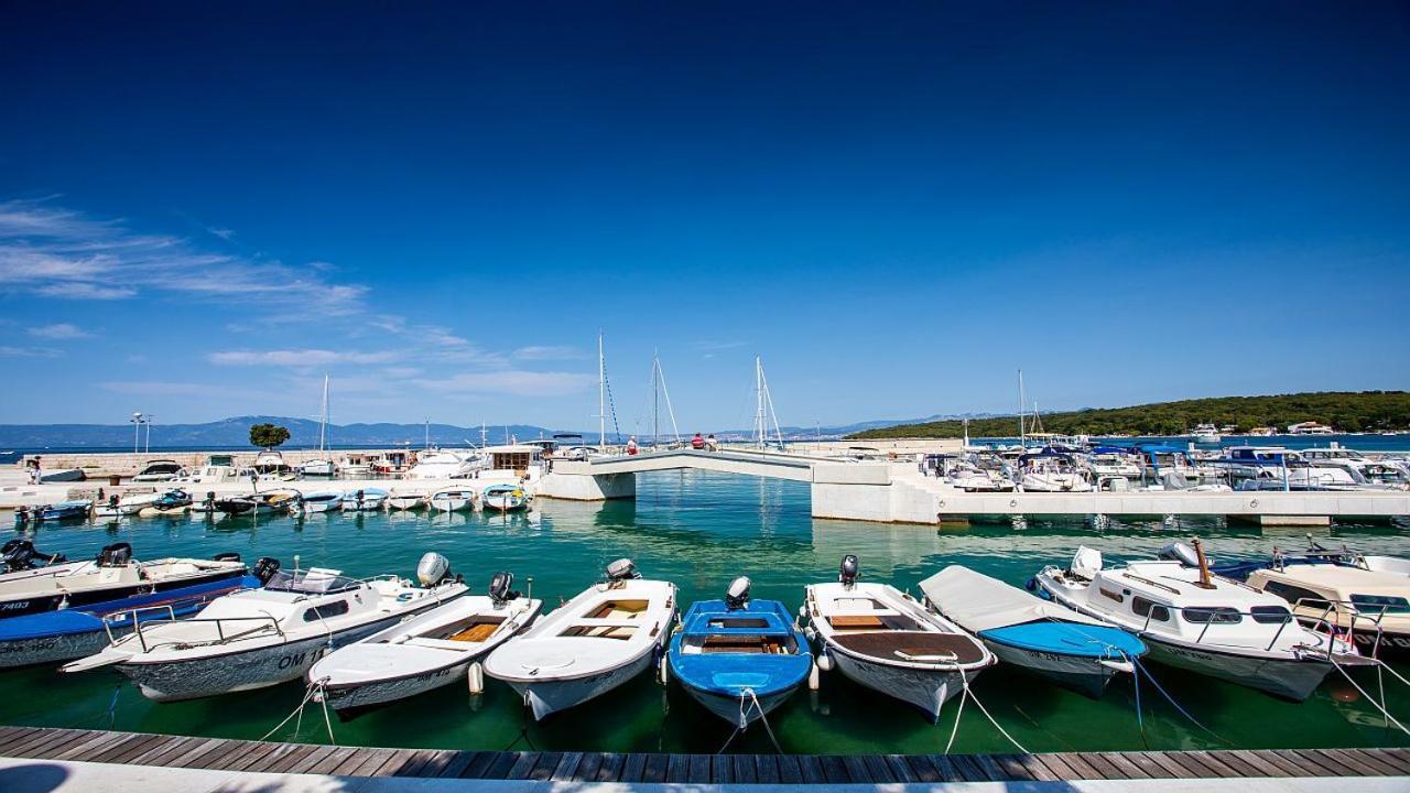 Njivice, Otok Krk, Apartman Dora Екстериор снимка